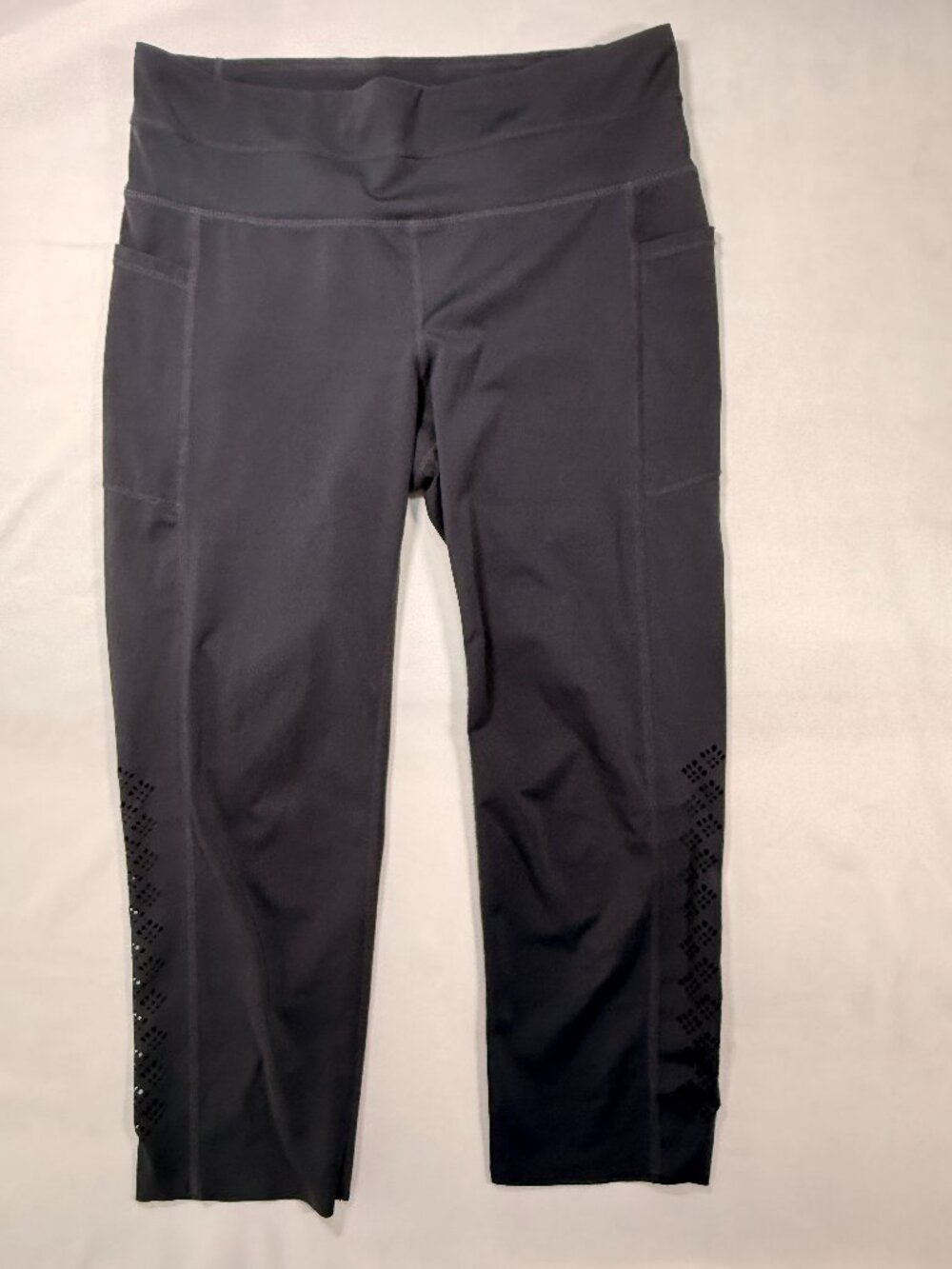 Tangerine Charcoal Laser Cut Capri Leggings M
